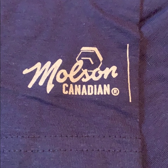 Molson Canadian Collectors T - Picture 4 of 7